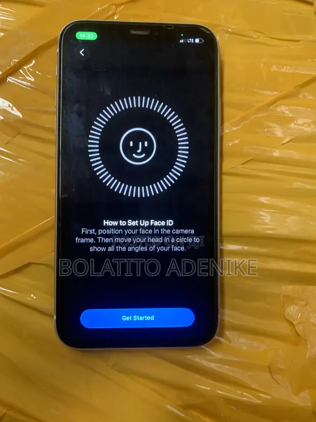 Apple iPhone 11 128GB White - 1