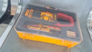 INGCO 1000A Mai Nauyi Digital Clamp Meter