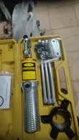 10-Ton Hydraulic Gear and Bearing Puller Set (YL-10) - 2
