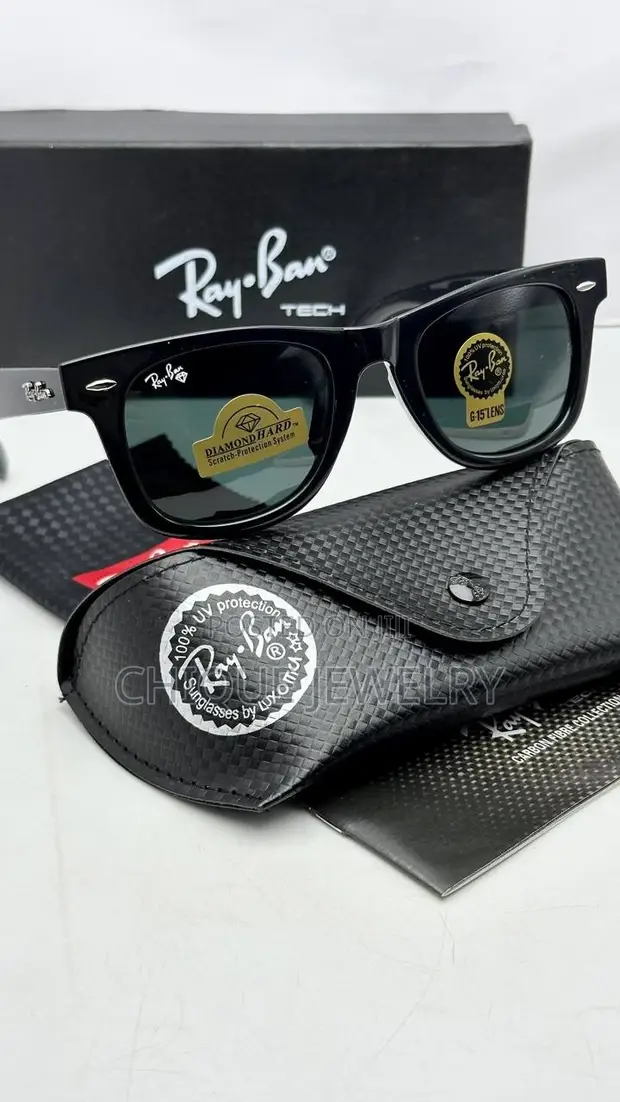 Ray-Ban Foldable Sunglasses - 1