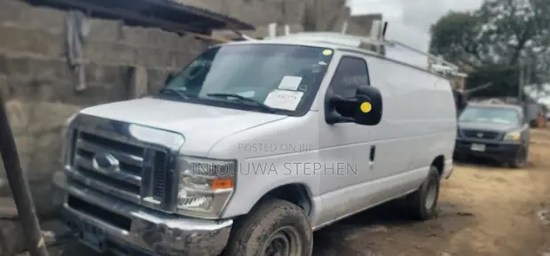 Ford E250 Econoline 2013 - 1