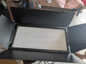 LED Soft Light / Strobe Panel with Barndoors