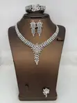 Kyakkyawar Sarkara ta Zircon - 2