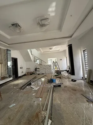 5 Bedroom Duplex da BQ Sayarwa a Guzape, Abuja