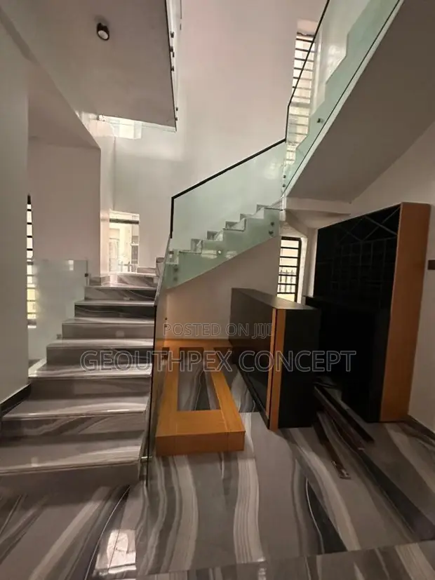 5-Bedroom Duplex for Sale in Ikolaba Estate, Agodi - 1