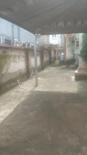 5-Bedroom Duplex with BQ and Flats for Sale in Oshimili North