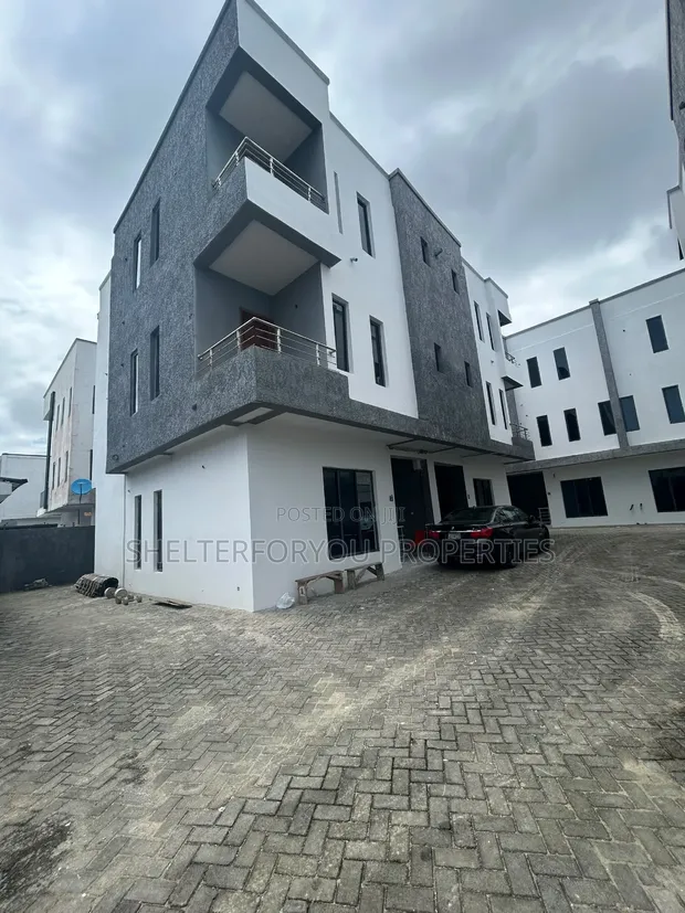4 Bedroom Semi-Detached Duplex in Ikota, Lekki - 1