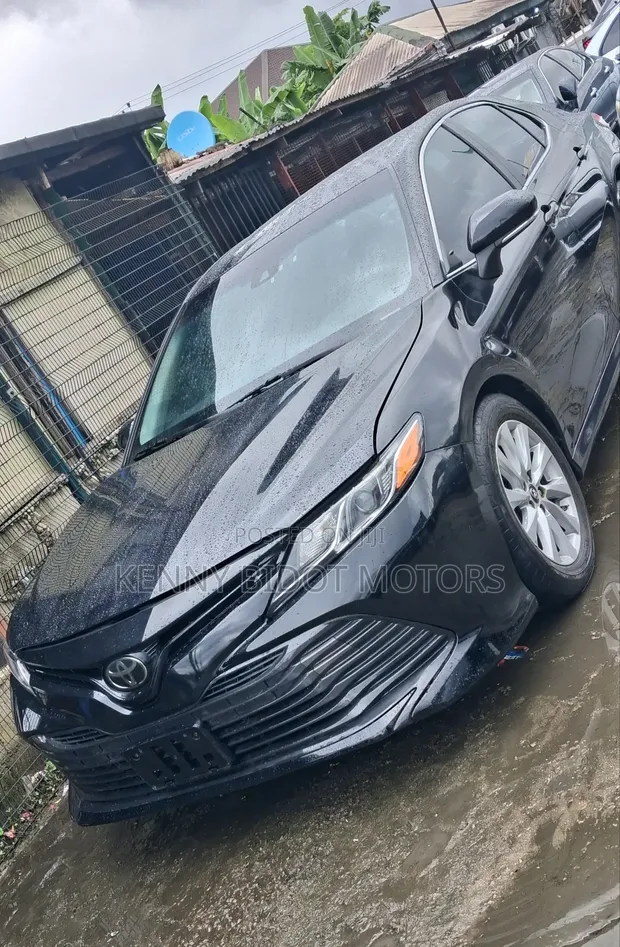 Toyota Camry 2018 Black - 1