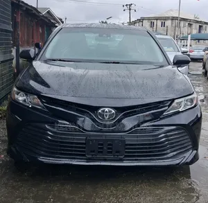 Toyota Camry 2018 Black