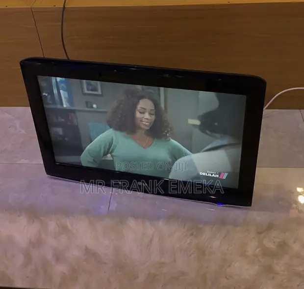 LG TV 32-inch Plasma - 1