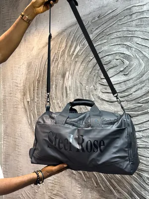 High Quality Unisex Duffle Bag - Black