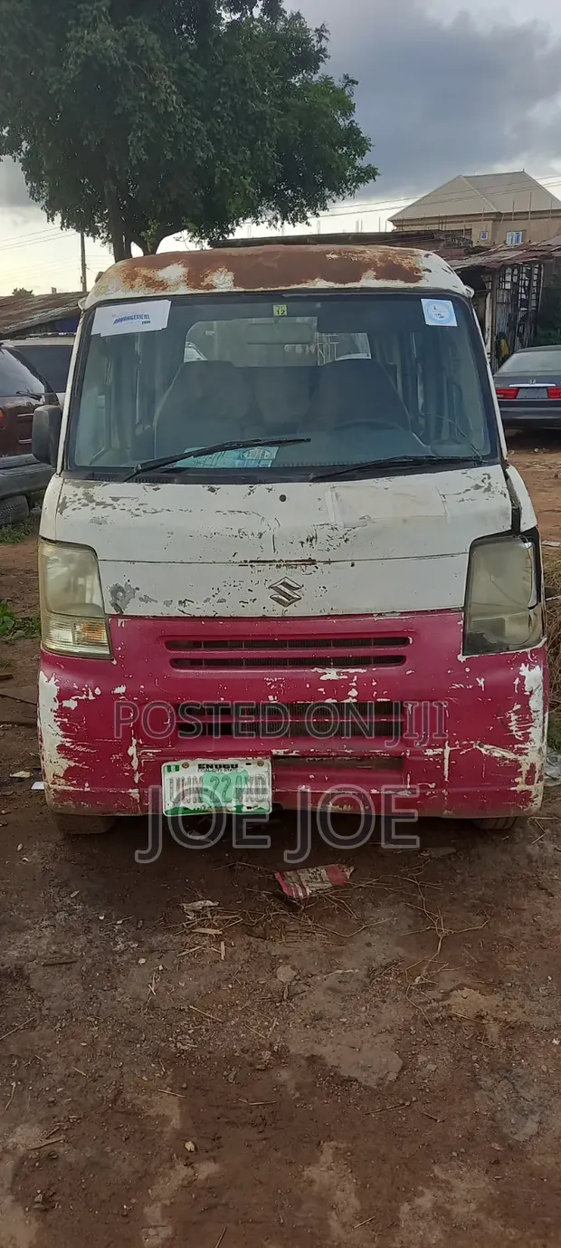 Suzuki Every 2010 White - 1