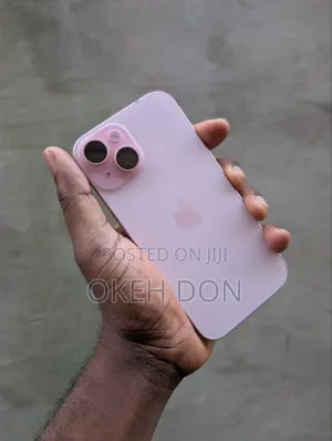 Apple iPhone 15 128GB Pink