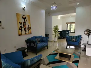 Wurin Zama Mai Mewadatar Bedroom 2 na Short-Let a Lifecamp, Abuja