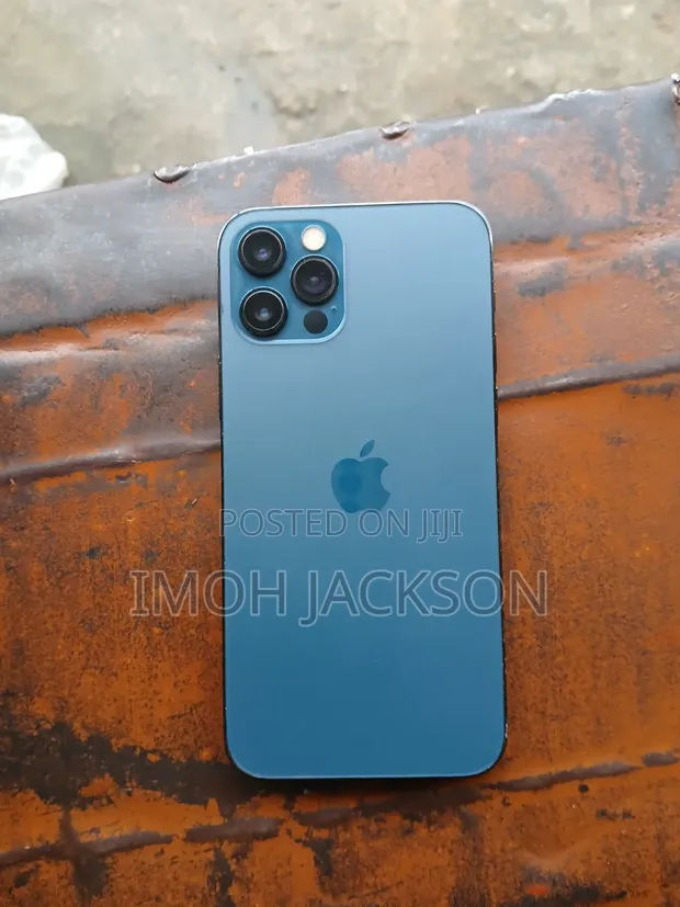 Apple iPhone 12 Pro 128GB Blue - 1