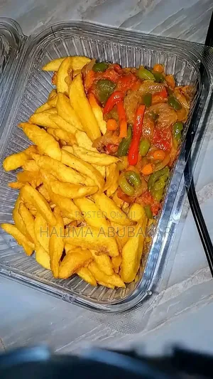 Delicious Food & Drinks - Party Catering
