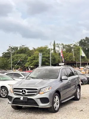Mercedes-Benz ML350 4MATIC 2014 Gray SUV