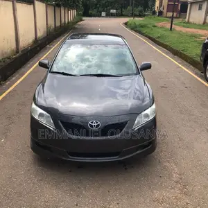 2009 Toyota Camry SE 2.4L Sedan - Foreign Used