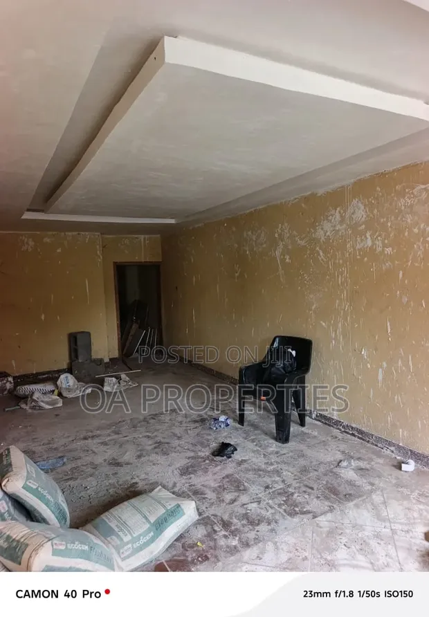 3 Bedroom Block of Flats na haya a Bera Estate, Ibadan - 1