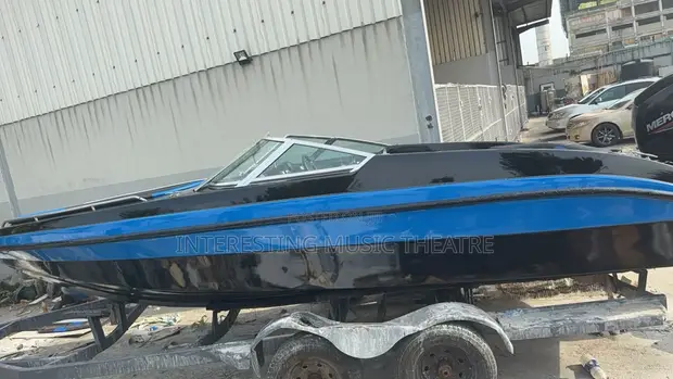 Mercury 4-Stroke Sea Breeze Speed Boat - 1