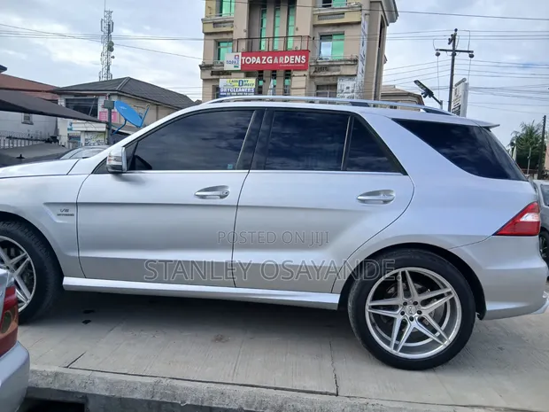 Mercedes-Benz M Class ML 63 AMG 2012 Silver - 1