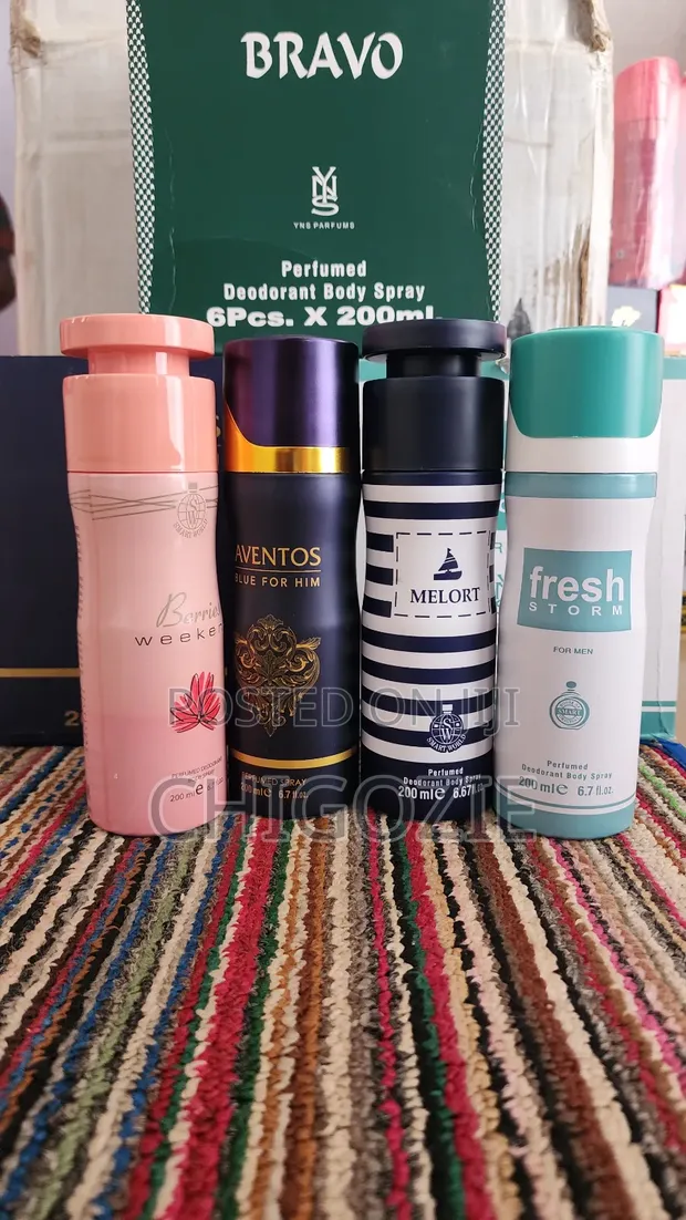 Berries Weekend Perfumed Deodorant Body Spray - 200ml - 1