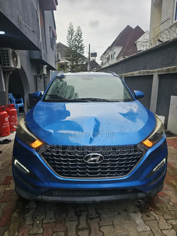 2018 Hyundai Tucson Blue - 1