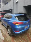 2018 Hyundai Tucson Blue - 2