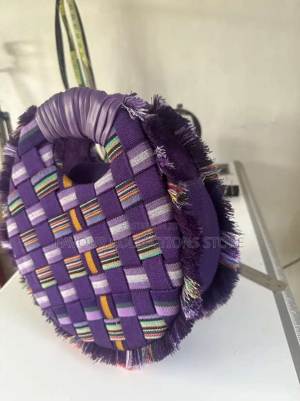 Adavour Creations Jaka Mai Saƙar Aso Oke - 1
