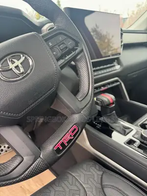 2023 Toyota Tundra Platinum CrewMax 5.5' Bed Red