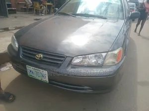 Toyota Camry 2000 Registered Gray