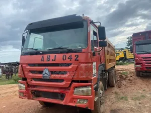 30 Fairly Used Howo 10-Tyre Trucks for Sale