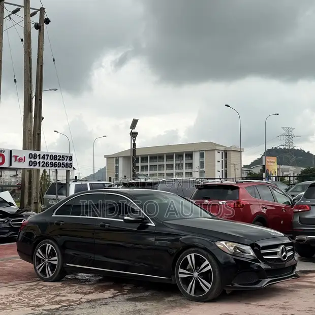 2015 Mercedes-Benz C300 Black - 1