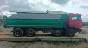 Granite Chips masu inganci - Bayarwa da Sama