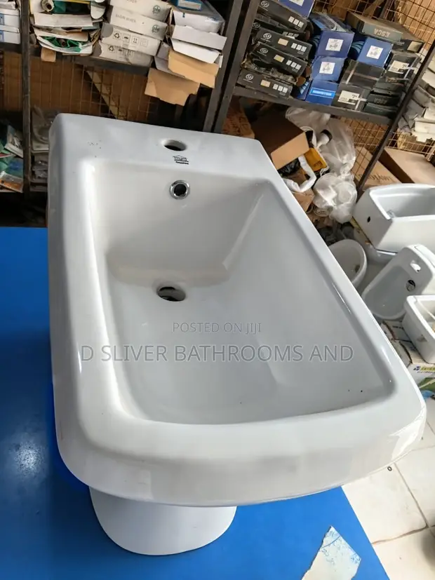 Sweethome Floor-Standing Bathroom Bidet Unit, White - 1