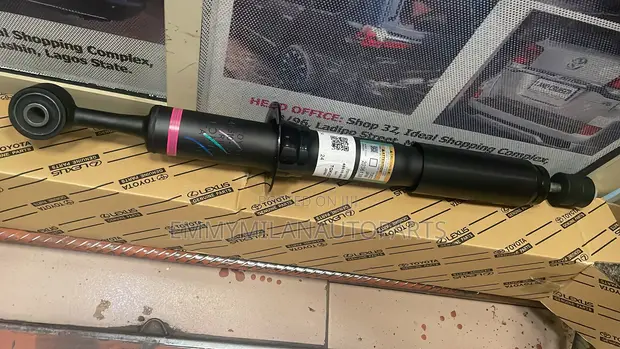 Genuine Front Shock Absorbers for Toyota Tacoma (2012-2017) - 1