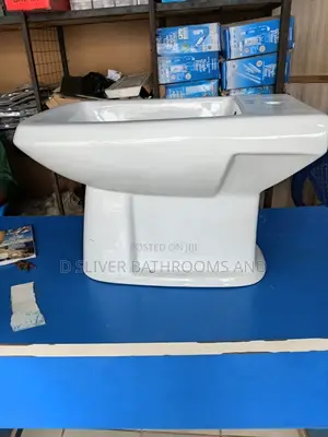 Modern Floor Standing Bidet - White Ceramic