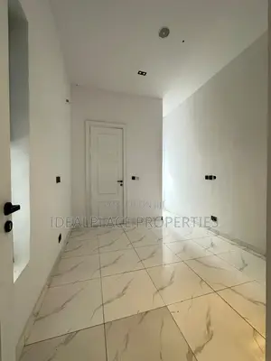 6 Bedroom Duplex with Pool & Cinema in Lekki