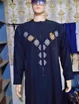 Baƙar Jallabiya ta Maza Mai Ƙawata - Kyakkyawan Zane (L/XL) - 1