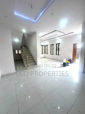 4 Bedroom Duplex a Saya a Budo/Adesanya, Ajah