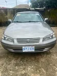 Toyota Camry Automatic 1999 Gray - 1