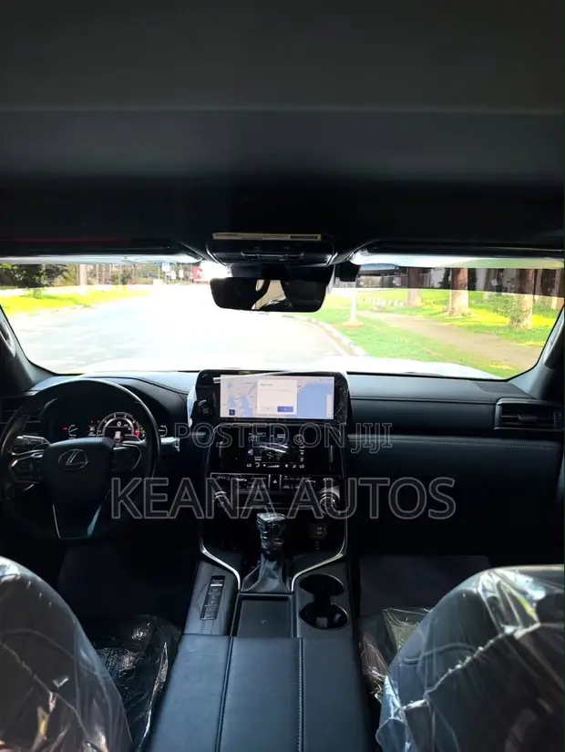 2025 Lexus LX600 Black - 1
