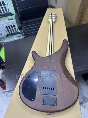 Fender Guitar Mai Amfani Mai Karfi