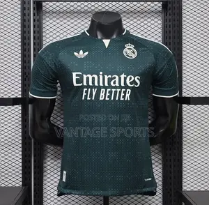 Real Madrid 2026/27 Player Version Jersey - Free Customization