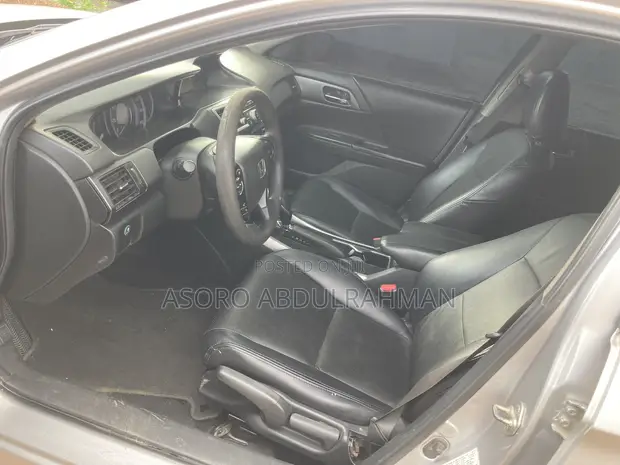 Honda Accord 2013 Silver - 1