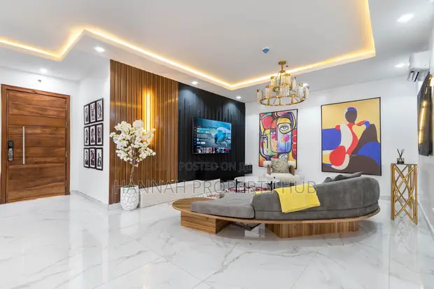2-Bedroom Apartment with Pool, Gym & PS5 in Lekki Phase 1 - 1