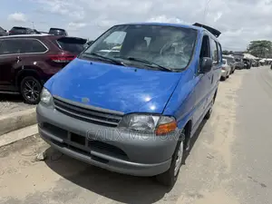 Toyota HiAce Bus 2006 - Wadda Akawo