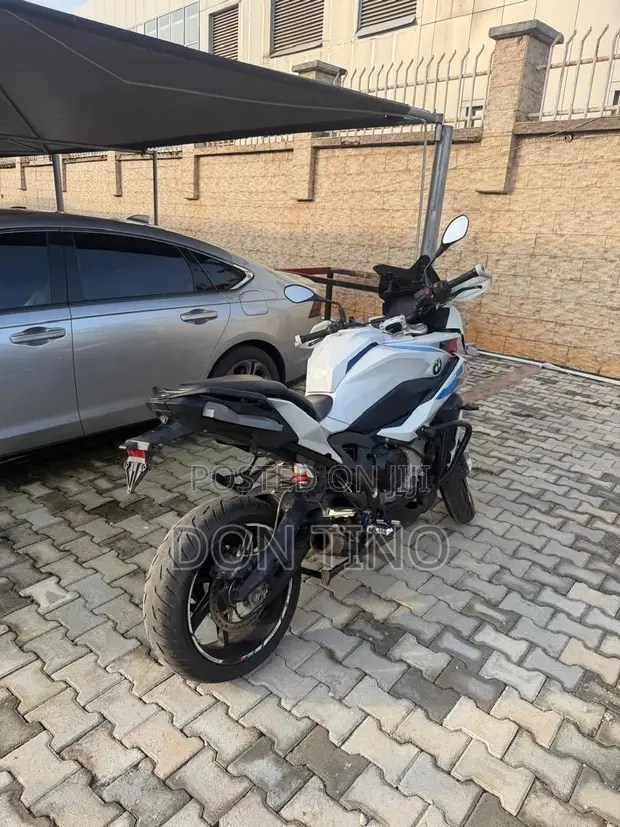 BMW S 1000 XR 2022 - 1