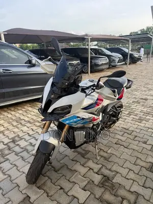 BMW S 1000 XR 2022