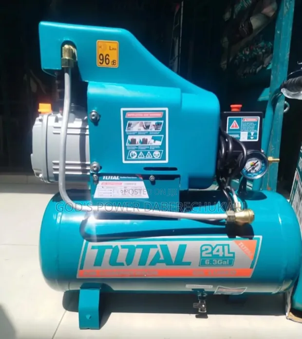 Total 24L Oil-Lubricated Air Compressor - 1